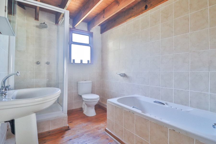 10 Bedroom Property for Sale in Dana Bay Western Cape